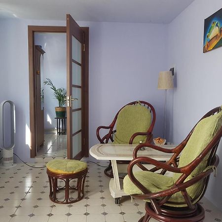 Ethnic House In Town Center Villa Кахул Екстериор снимка